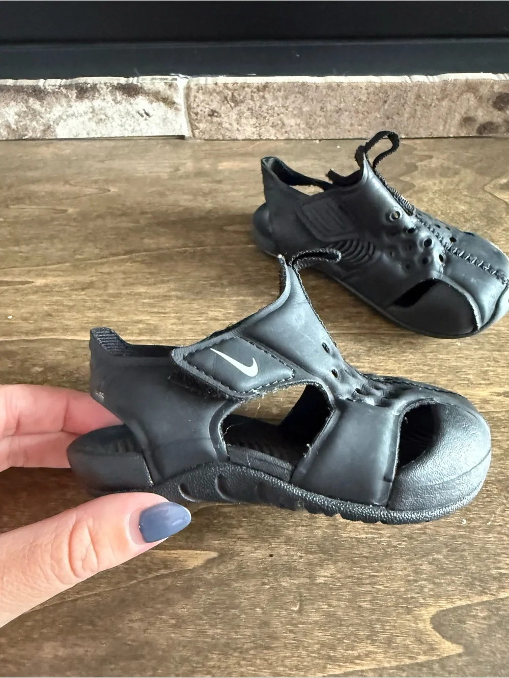 Nike Sunray Protect Boys Sport Sandals Closed Toe Black US 5C